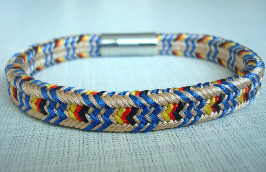 Mariage - Woven bracelet Woven mens bracelet Colorful bracelet Bright Bracelet Kumihimo bracelet Boho bracelet Hippie bracelet Bright gift