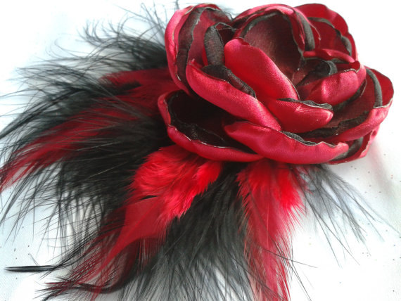 Hochzeit - Black and crimson red gothic hair flower, red and black feathered photography prop, burlesque style accessory, glamour photography prop