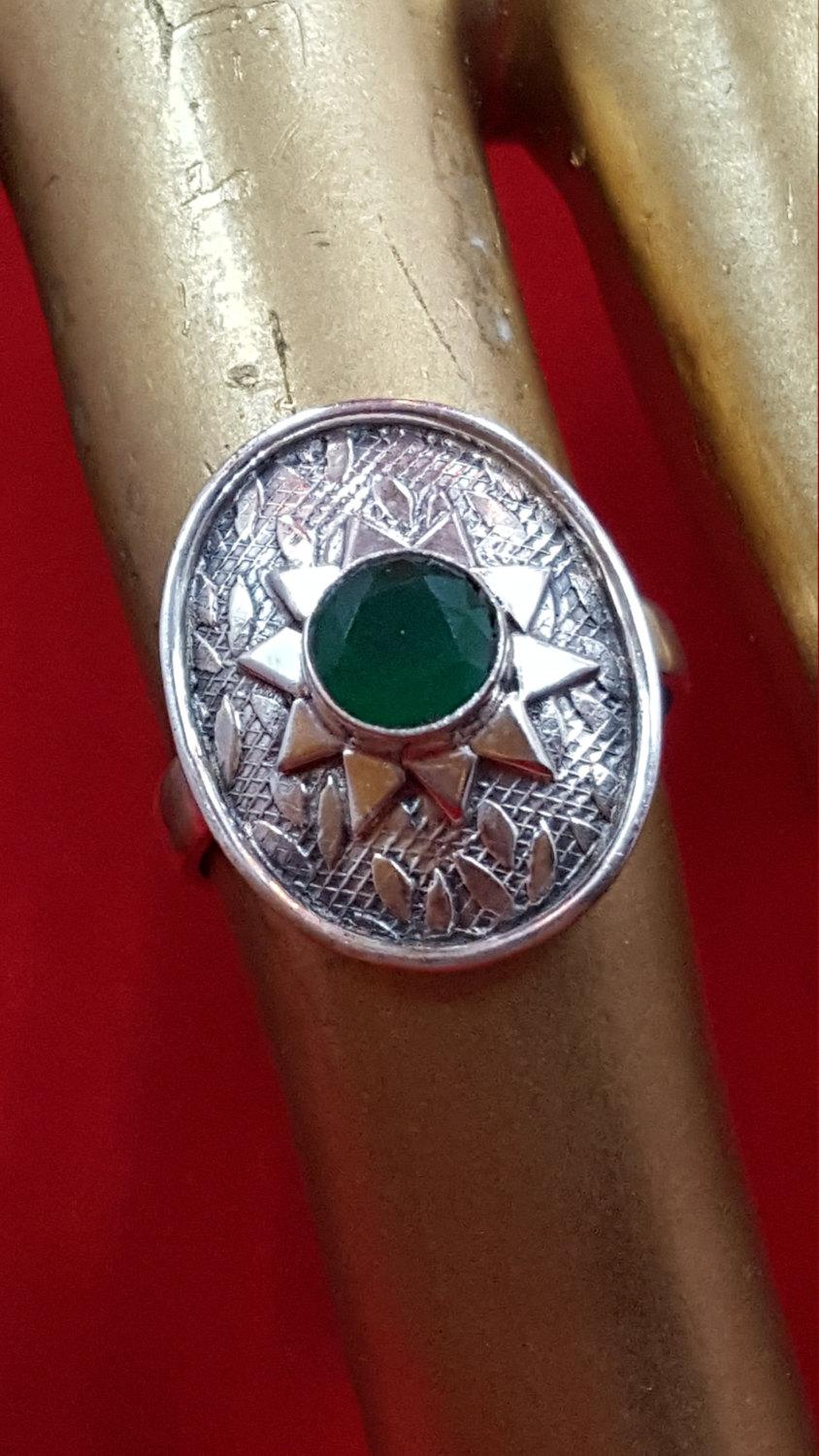 زفاف - Sterling Silver Ring.925 Stamped.Genuine Faceted Green Emerald Ring.Promise Ring.Sun Lights Design Ring.Handmade Ring.R321