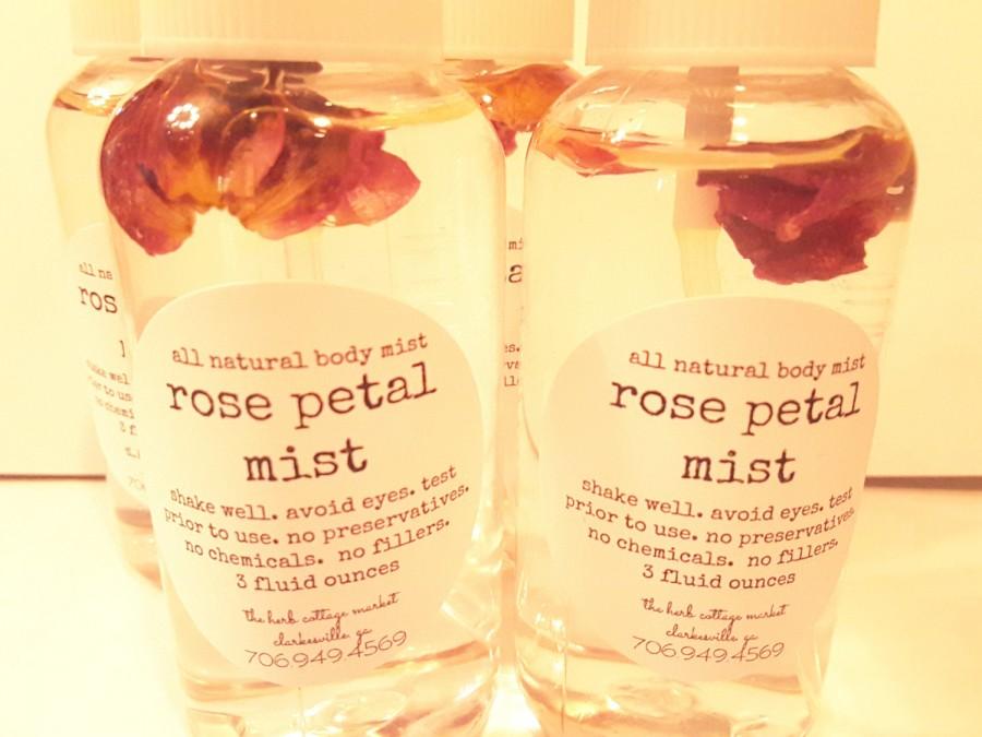 Hochzeit - Rose Petal Mist, Natural Rose Mist, Wedding Rose Petal Mist, Natural Rose Spray, Heirloom Rose Spray, Honeymoon Rose Petal Mist