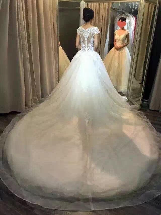 Hochzeit - WEDDING DRESS Under 300usd