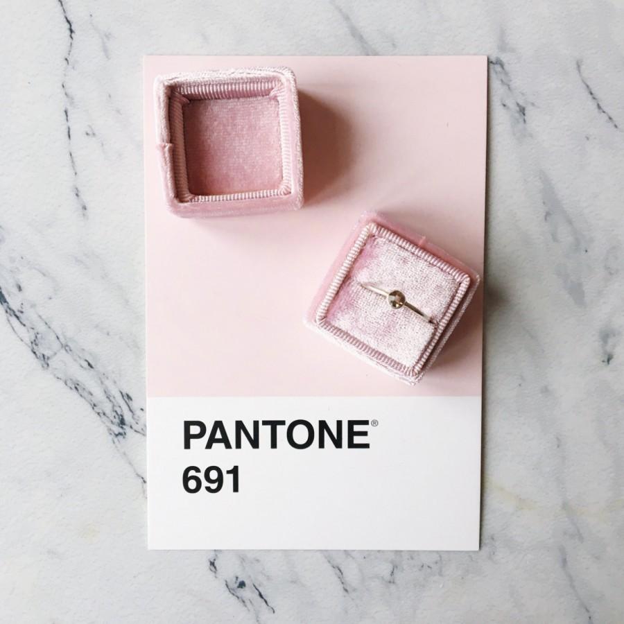 Mariage - Free shipping! Blush Pink Velvet Ring Box Handmade Wedding Vintage Shiny  Engagement Gift Bride Hand Dyed Velvet