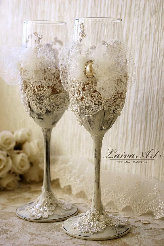 Hochzeit - Rustic Wedding Champagne Flutes Wedding Champagne Glasses Lace Wedding Vintage Wedding