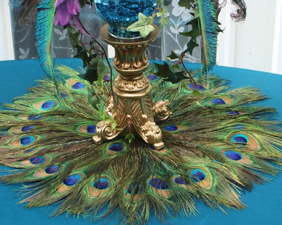 Свадьба - SALE!  Ready to Ship!  22" Peacock Feather Place Mat or Centerpiece Decoration