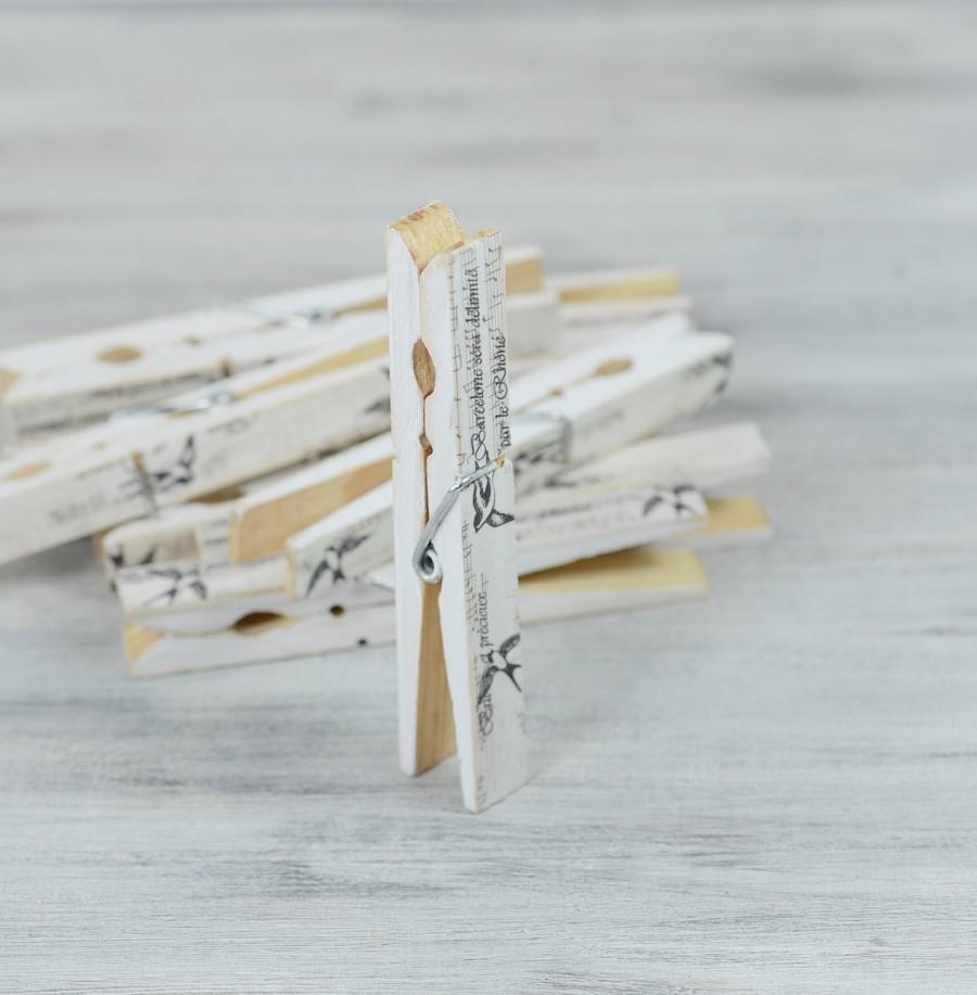Mariage - Swallows Music Sheet CLOTHESPINS, Set of 10 Pegs, Wedding Decor , Escort Card Holders, wooden clips, Banner Holder