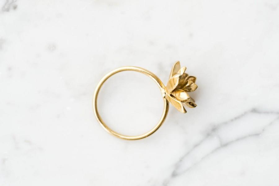 Свадьба - Succulent Stacking Ring No. 3- Miniature Plant- Inspired Jewelry in Precious and Semi-Precious Metals