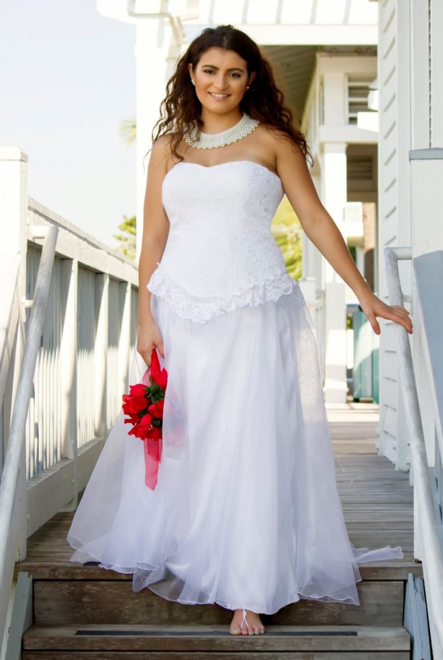 Hochzeit - strapless lace bodice drop waist lace peplum with organza ball gown