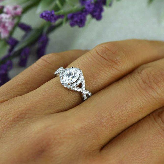 زفاف - 1 ctw Oval Twisted Halo Ring, Engagement Ring, Man Made Diamond Simulants, Wedding Ring, Infinity Bridal Ring, Promise Ring, Sterling Silver