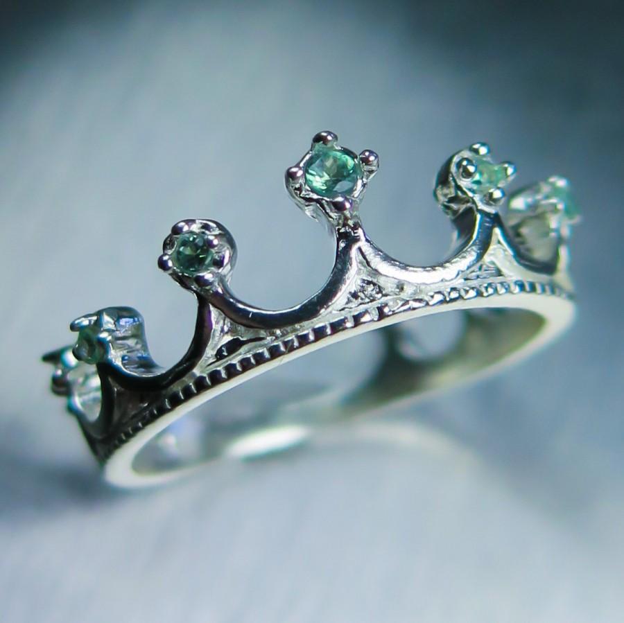 زفاف - Natural rare Alexandrite colour change 9ct or 375 white gold crown wedding engagement ring all sizes