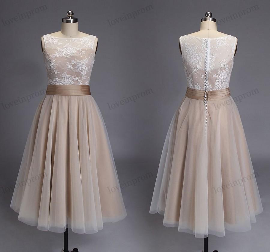 Свадьба - Chic Short Prom Dress, Lace Cocktail Bridesmaid Dresses, Tea Length Lace Homecoming Dresses, Cheap Champagne Evening Party Dresses