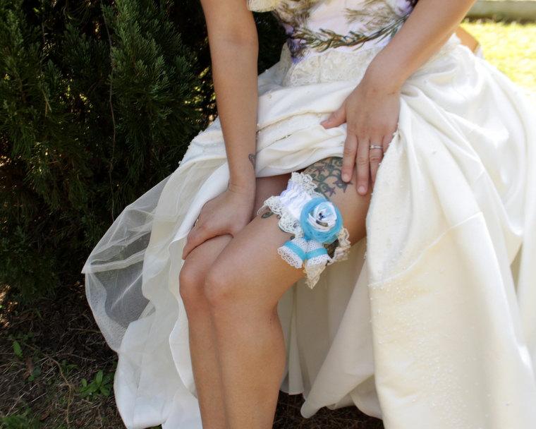 Wedding - Eccentric Garters For Wedding - Camo Accessories - Camo Garter - Bridal Garter - Wedding Garter - Rustic Wedding - Bridal Shower Gift
