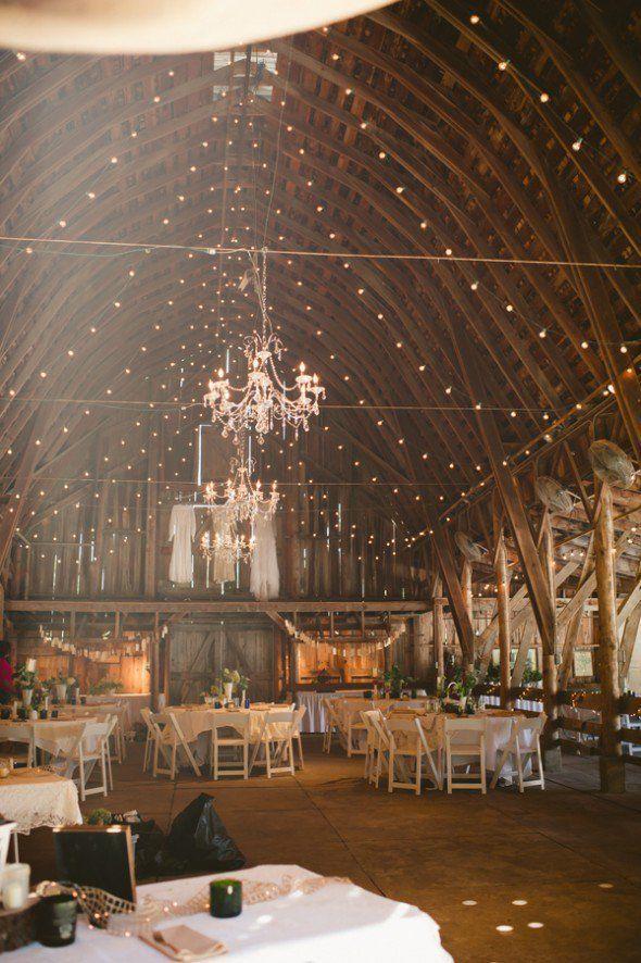 Mariage - How To Light A Barn Wedding