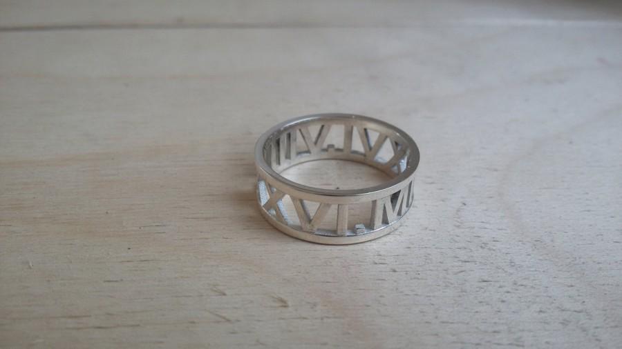 زفاف - Roman Numeral Ring- Custom Roman Numeral Ring, Custom Ring- Anniversary Ring- Anniversary Date Ring- Personalized Roman Numeral Ring