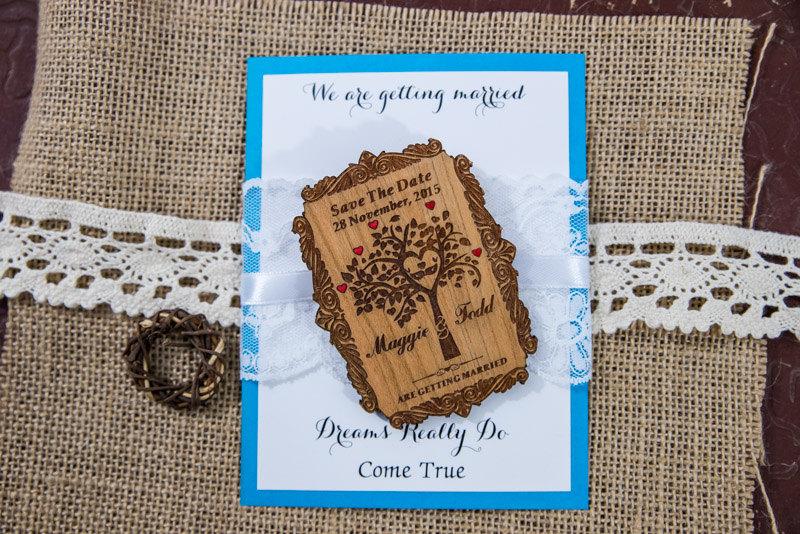 Hochzeit - tree of life wood save the date magnet (50)/ engraved save the date  save the date wedding magnets/ tree save the date/ wood save the dates
