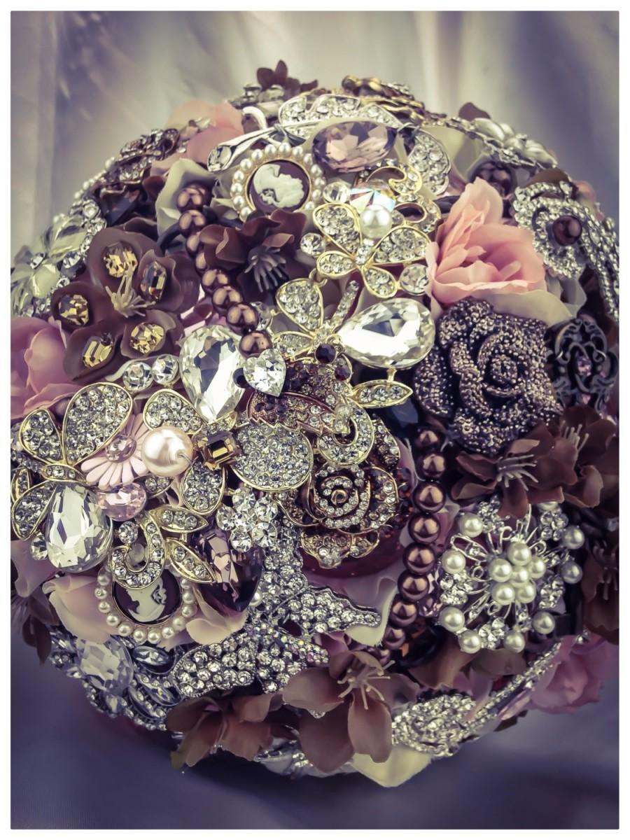 Mariage - Chocolate Blush Ivory Vintage Elegant Bridal Brooch Bouquet. DEPOSIT on Swarovski Bling Crystal Diamond Rhinestone keepsake broach bouquet