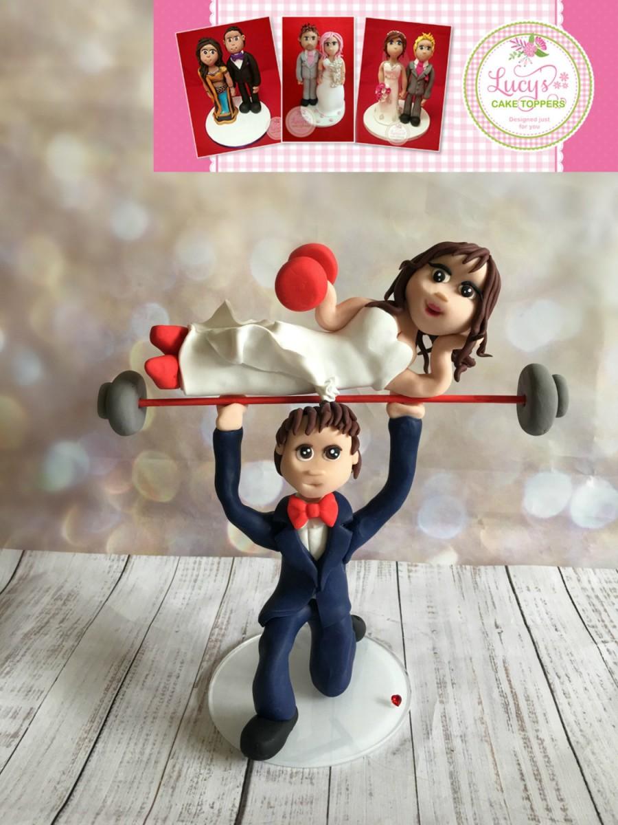 Hochzeit - Weight lifter / Weight lifting  Wedding Cake Topper - Keepsake - fully personalised