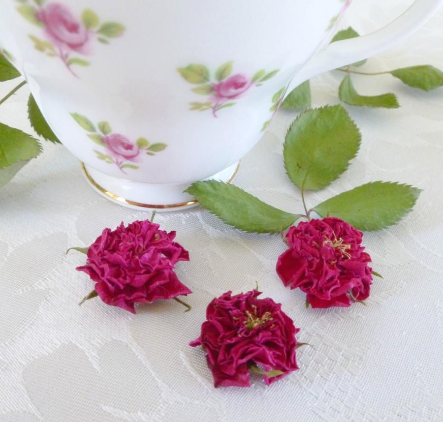 Hochzeit - Dry Miniature Roses, Wedding Confetti, Centerpiece, Flower Girl, Red, Craft Supply, Rosebuds, Pink,  Christmas Decoration, Petals, Decor, 50