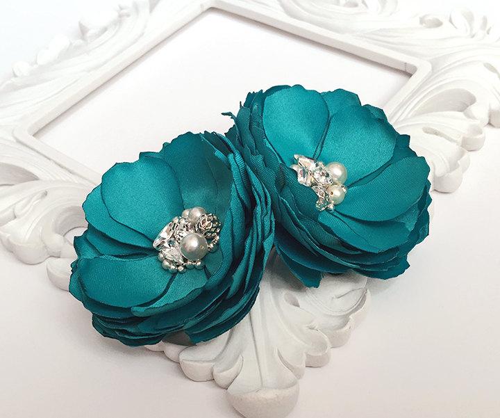 Hochzeit - Oasis Teal Hair Clips - For Bride, Bridesmaid, Flower Girl, Formal Occasion, Photo Shoot Sister Teacher's Gift - Many Colors Kia Collection