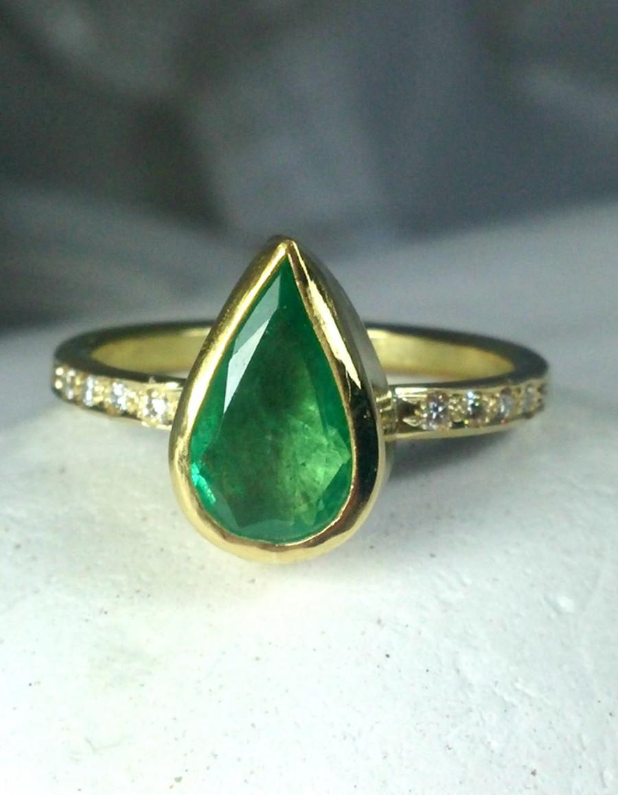 Wedding - Emerald and Diamond  Ring, 1.88 carat Emerald and Diamond 18 kt solid gold  engagement ring, Solitaire Ring