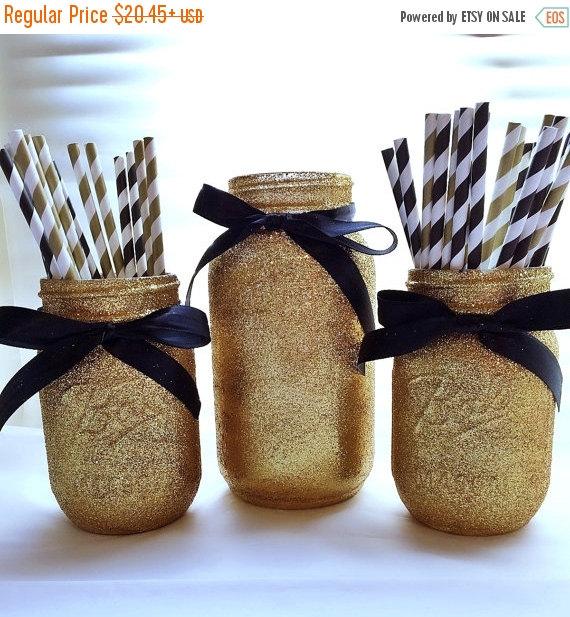 Свадьба - ON Sale Black and gold mason jar set, party mason jar set, Centerpiece set, party kit, paper straws and mason jars, centerpiece, Black and G