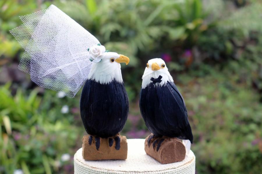 Hochzeit - American Bald Eagle Wedding Cake Topper: Bride & Groom Love Bird Cake Topper -- LoveNesting Cake Toppers