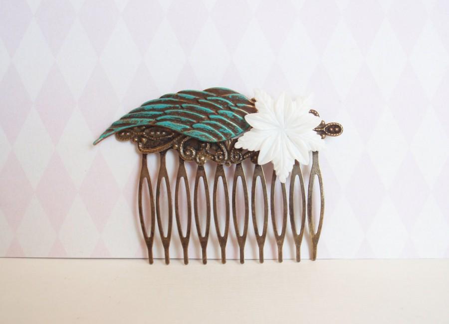 Свадьба - Angel wing bridal hair comb white shell green turquoise gold leaves comb vintage pins 3 bobby pins elegant dainty
