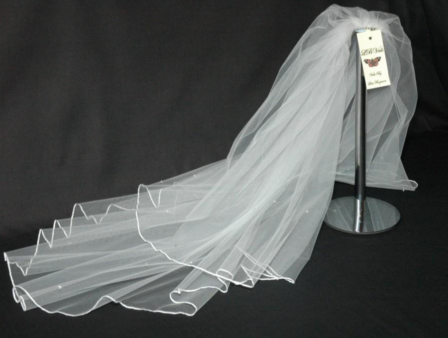 Свадьба - Cream Wedding Veil Crystal Diamante Edge Any Length or Colour LBV145 LBVeils UK