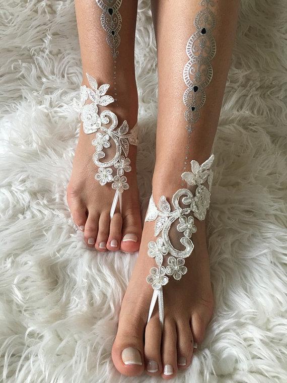 Hochzeit - Ivory or white lace barefoot sandals, FREE SHIP, beach wedding barefoot sandals, belly dance, lace shoes, bridesmaid gift, beach shoes