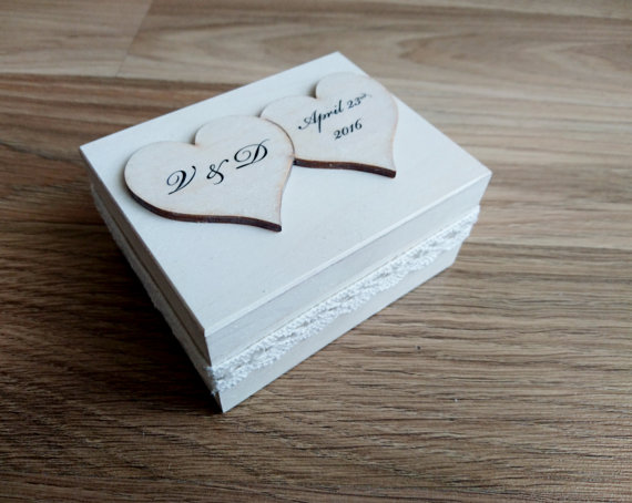 زفاف - Wedding rings box/engagement ring box, wedding pillow cotton lace shabby chic white creme custom