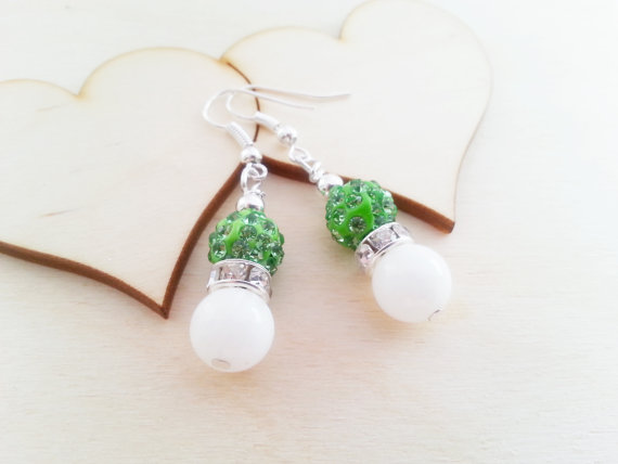 زفاف - Delicate bright green silver and white bride bridesmaid jewelry earrings gift package shimmering gift idea for her zircon custom colors