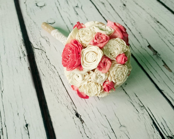 Mariage - Small ivory and coral rustic wedding BOUQUET sola Flowers, Burlap Handle, Flower-girl, Bridesmaids, roses vintage wedding custom small toss