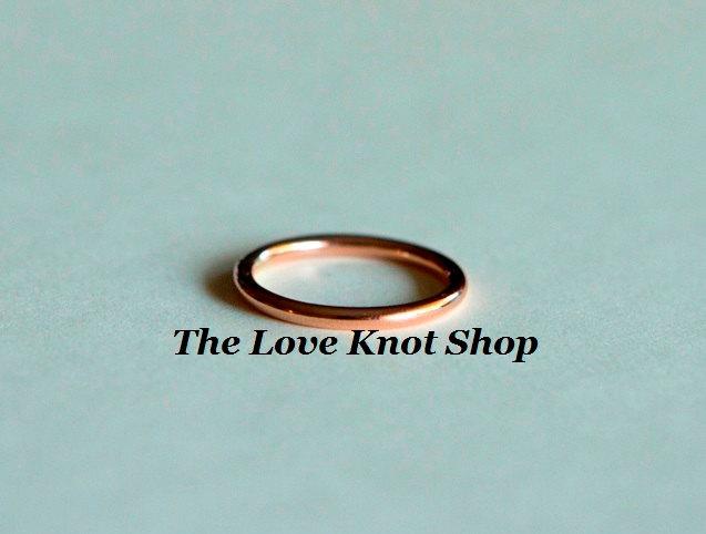 Mariage - 10kt rose gold wedding band, engagement ring, smooth round plain band, available in yellow and white too