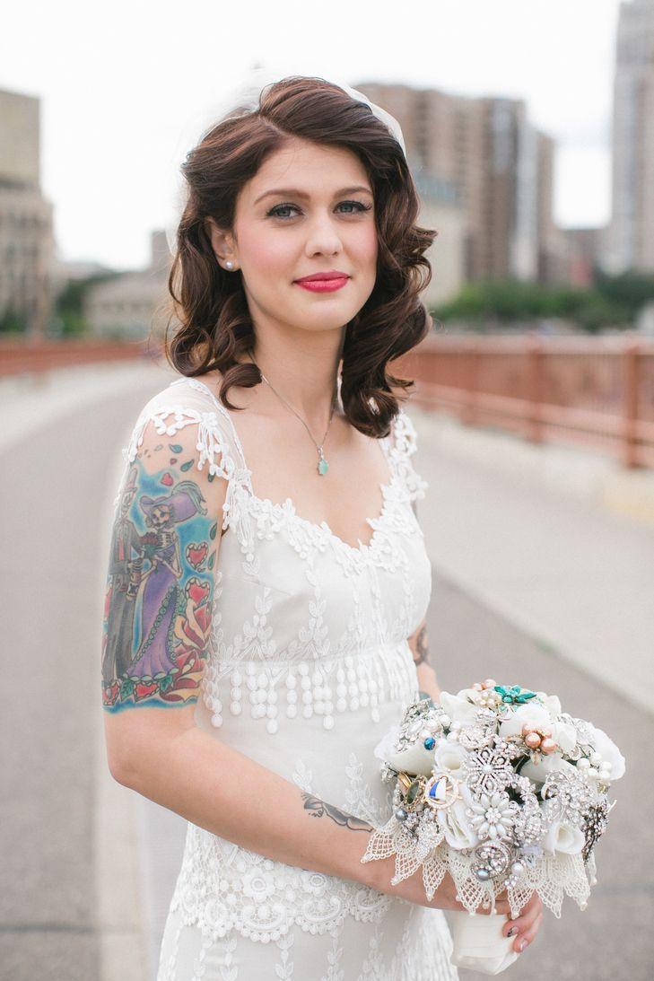 Hochzeit - Vintage-Inspired Bridal Hair And Makeup