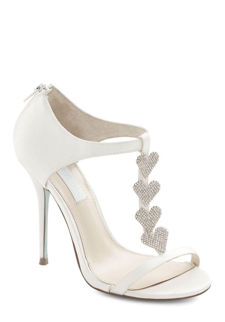 Mariage - Betsey Johnson Luxe Of Love Heel In White