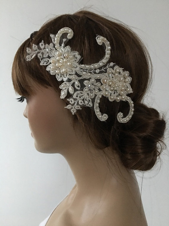 Wedding - Bridal Lace Hair Comb, Floral Wedding Headpiece, Bridal Lace Fascinator, Ivory pearl Comb, Lace hair, Wedding Hair, Bridal Hair, Accessories