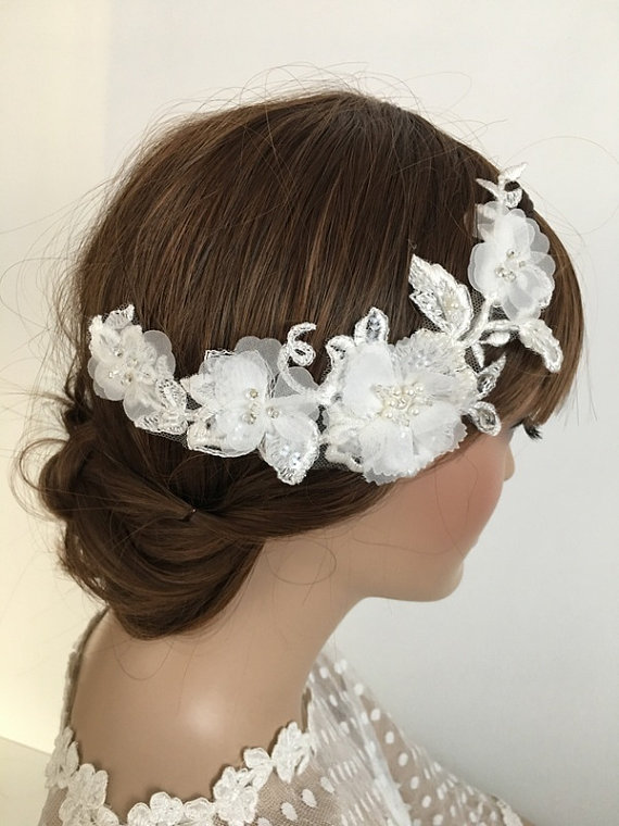 زفاف - Bridal Lace Hair Comb, ivory 3D Floral Wedding Headpiece, Bridal Lace Fascinator, Lace hair, Wedding Hair, Bridal Hair, Accessories