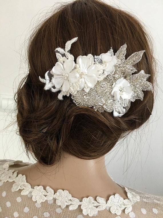 زفاف - Bridal Lace Hair Comb, Rhinestone 3D Floral Wedding Headpiece, Ivory pearl Comb, Wedding Hair comb, Bridal Hair, Accessories