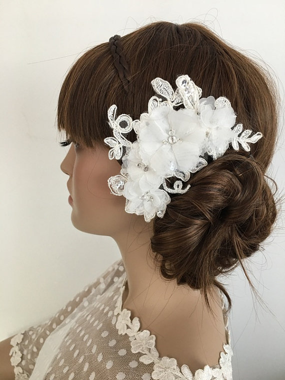 Wedding - Bridal Lace Hair Comb, ivory Floral Wedding Headpiece, Bridal Lace Fascinator, lace Comb, Lace hair, Wedding Hair, Bridal Hair, Accessories