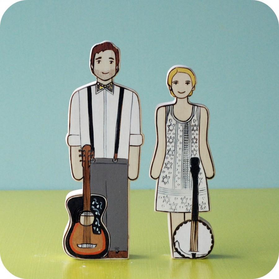 زفاف - Custom Wedding/Commitment Ceremony Cake Topper Couple with Two Instruments or Objects