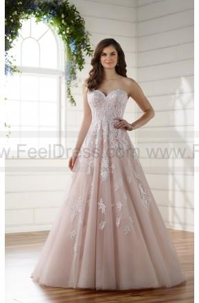 Hochzeit - Essense of Australia Soft And Romantic Tulle A-line Wedding Dress With Lace Detail Style D2218