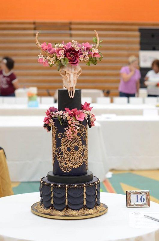 Hochzeit - Antique Wedding Cake