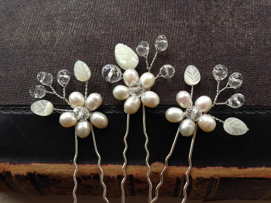 Wedding - Pearl bridal hair pins, bridal hair pins, wedding hair pins, bridal headpiece, hairpin, pearl hairpins