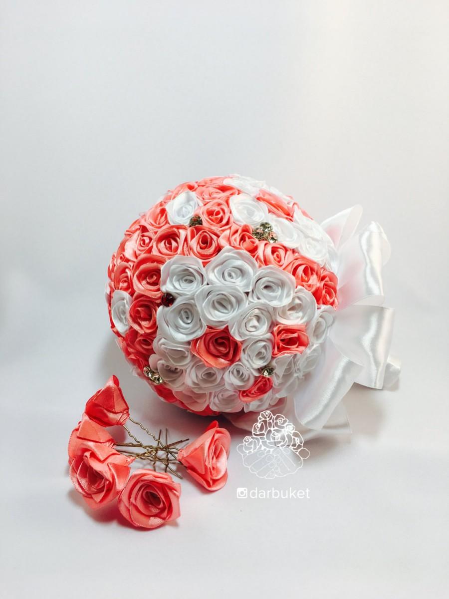 زفاف - Timeless Keeper of Your Feelings of Love, Fidelity and Hope - a Satin Rose Bridal Bouquet with Rhinestones