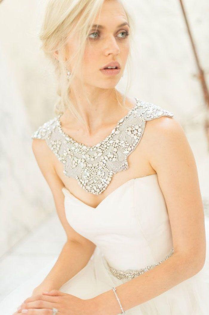 Mariage - 10 Shoulder Jewelry Pieces