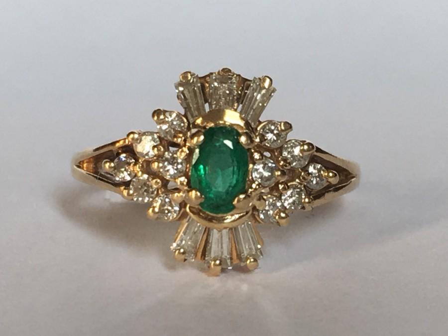 Hochzeit - Antique Emerald Ring. Diamond Halo. 14K Yellow Gold Art Deco Setting. Unique Engagement Ring. Estate. May Birthstone. 20th Anniversary Gift.