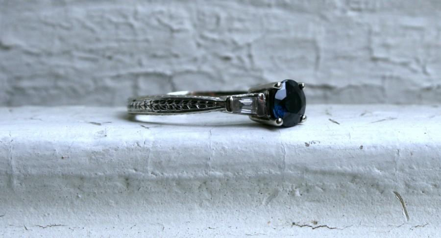 زفاف - Classic Vintage 14K White Gold Sapphire Engagement Ring with Baguette Diamonds - 1.40ct.