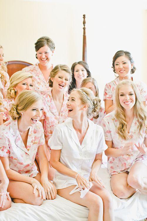 Hochzeit - When To Ask Bridesmaids To Be In Wedding