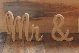 زفاف - Mr & Mrs Wedding Sign, RAW Unpainted, Custom wooden wedding table decoration sign. Sweetheart Font 15cm (150mm) High