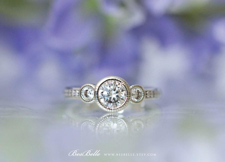 Mariage - 1.12 ct.tw Art Deco Three Stone Ring-Brilliant Cut Diamond Simulant-Bezel Set Engagement Ring-Anniversary Ring-Sterling Silver [4251]