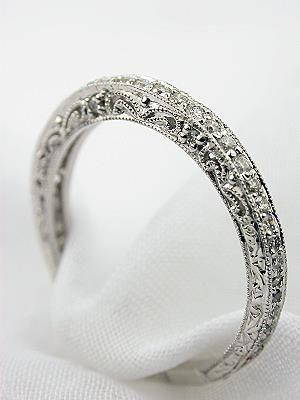 زفاف - Beautiful Antique Diamond Wedding Band ♥ - Weddingsabeautiful